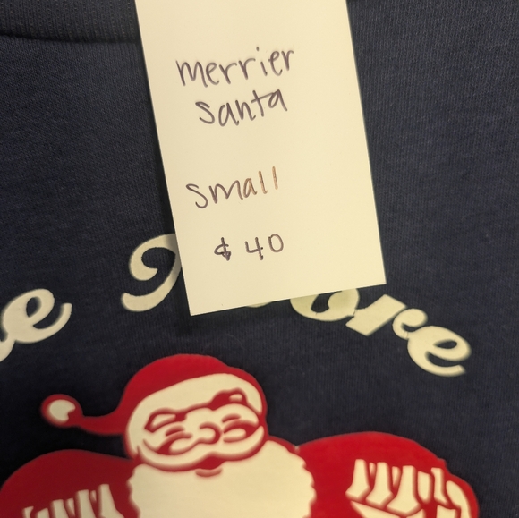 Custom sweaters - Picture 2 of 2